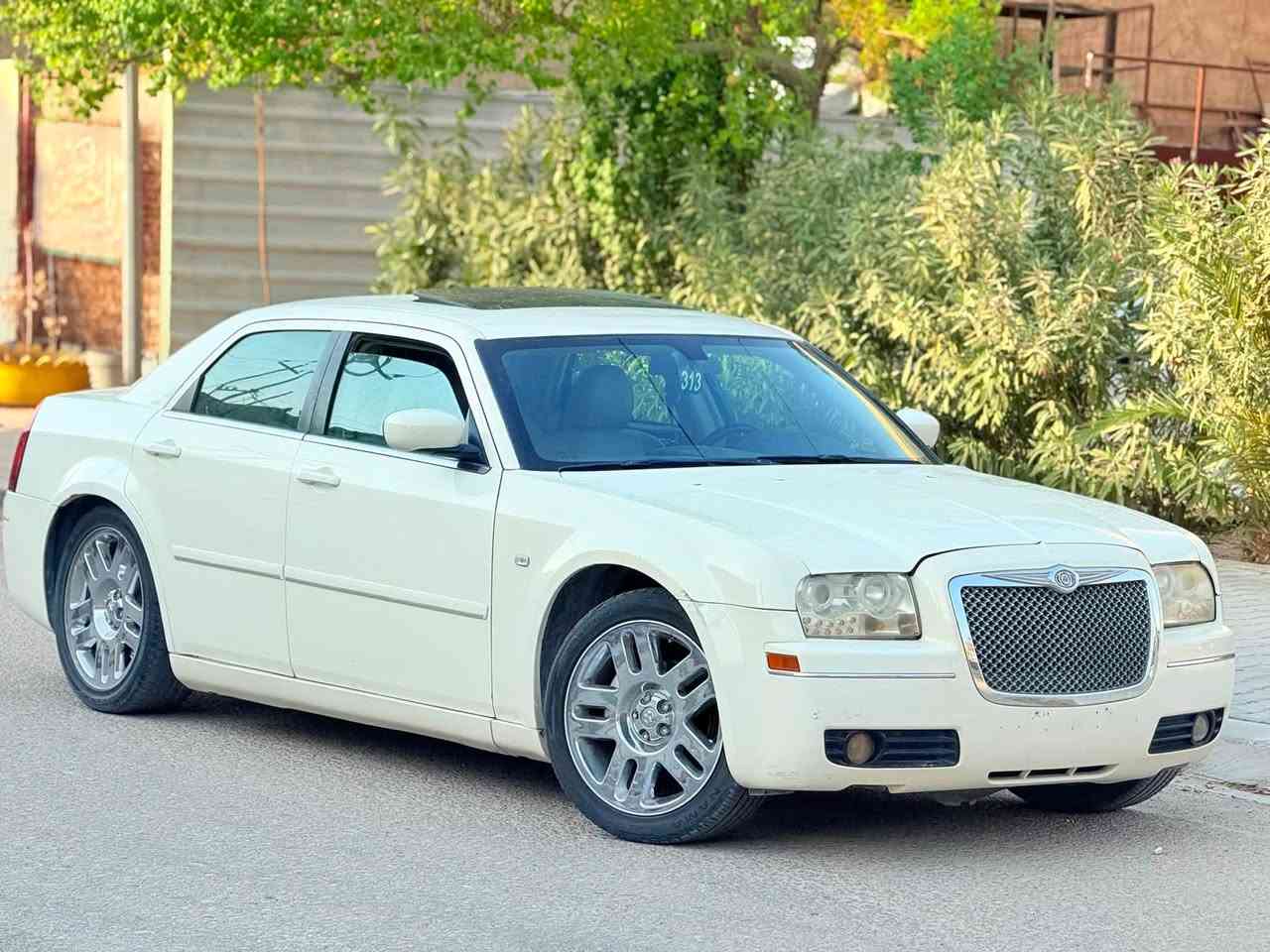 اوباما 2010// ادوات
كلايسر اوباما ٢٠١٠ فتحه فول موصفات 
مكينه كير حداديه كفاله تبريد ثلج سياره بالكارتون 
سياره جاهزه وجديده ادوات / متوئم شمالي  مضبوط ١٠٠٪؜
سياره بيها كصه بالحوض فقط لاقماره ولابجم // السعر بيع مستعجل ٣٨ 
نصبه وجاهزه مكاني النجف للتواصل خاص او الاتصال على رقم ***********
