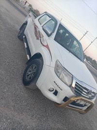 هايلوكس • فورويل • ٢٠١٥