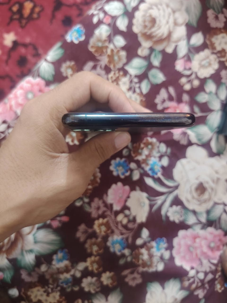 آيفون ١١ برو ماكس • ٢٥٦ • سماعة المكالمات ما تشتغل