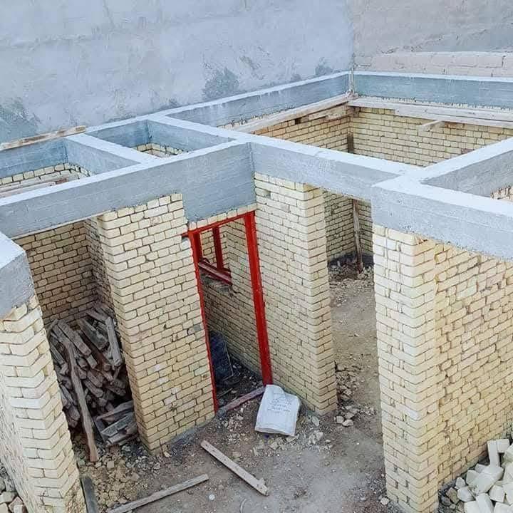 هاذي الشي في كثير من البناء في الكوت مع اخوكم أبو حسين الخلفه ***********

نص مكتوب في الصور:
- B612
