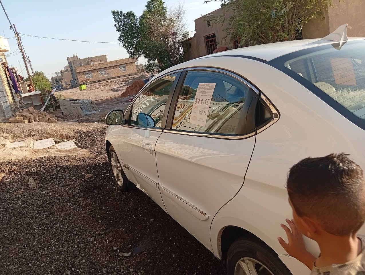 السلام عليكم شيري A3 موديل ٢٠١٤سياره حلو ونظيفة تبريد ومكينه وكير شرط حداية نظيفه سعره ٤٣وبيه مجال 
راقم ***********
