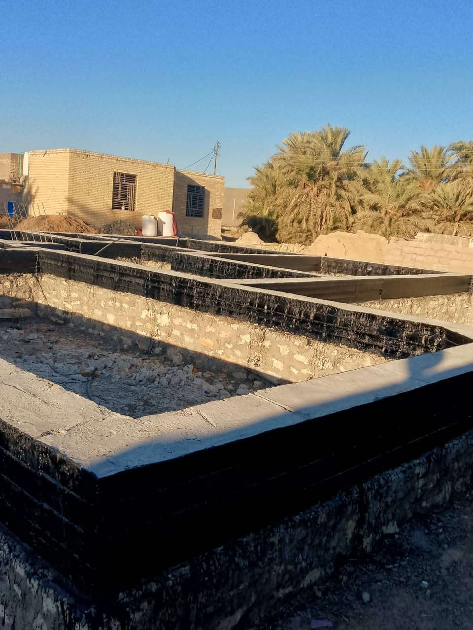 شقل زفت لارضي وسطوح وماستك
نشتقل حسب طلب مقطوعه او يوميه 

متواجدين واتساب وماسنجر او اتصال على 

رقم***********
