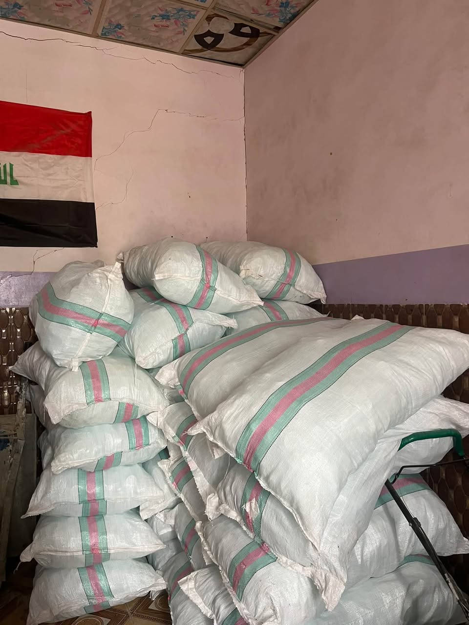 سلام وعليكم 
يتوفر قبايق دبات ماء ارو 
قبق درجه الاولى. شرط 
مكان صلاح الدين بيجي البوطعمه 
الستفسار انتصل 
***********
