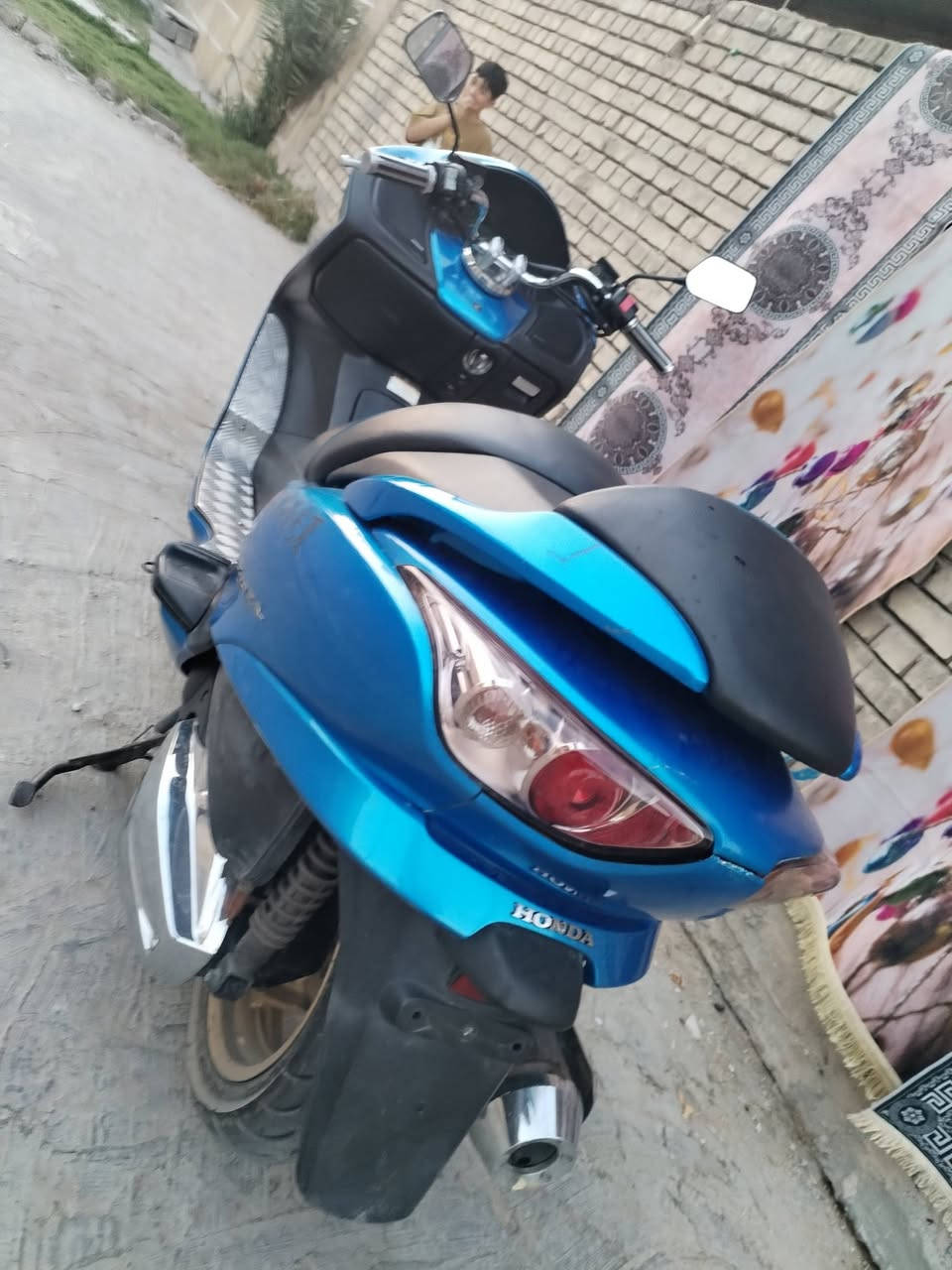 سلام عليكم دراجا فورزا صفر تسعه  دراجا جاهزا من كلشي بلاديا مكفوله من كلشي الدراجا جاهزا ماذب ربع عليها العنوان بغداد حي نصر ***********
