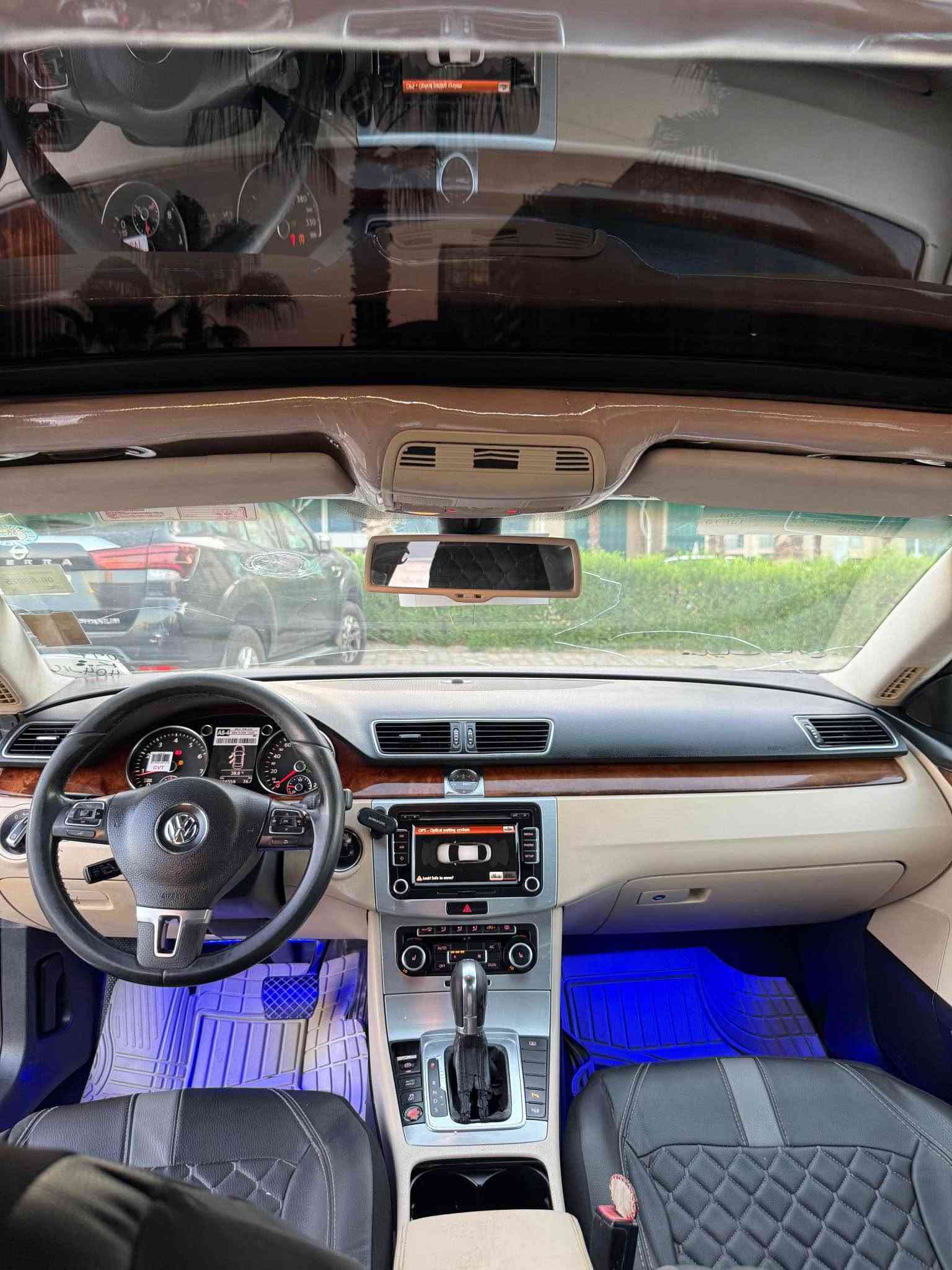 ( سحری ٦٨ وەرەقە ) ***********

PASSAT CC 2012 R line 

R line قەپات مواسەفات 

سەیارەکە بێ بۆیاخ بێ ئێڕباگ یەک پەلەی بجوکی هەیە 

گێر و مەکینە و تەبرید بەشەرتە

ڕەقەم و ژینگەی نوێیە  

٤ تایە و ویلی نوێی لە سەرە 

‎مواسەفات R line قەپات //-
‎١- ناو زەردە ٢- ٤ گێر ؛ حادی ؛ تۆماتیک ؛ سپۆرت  ٣- پانۆڕامایە ٤- هەموو گیانی حەساسە ٥- گێچ ئەلیک ترۆنی ٧- کوشین مەساج ٨- بیلاد پەردە ٩- برێک بەسمە ١٠- ئۆتو هۆلد ١١- تەحدد سورحە ١٢- کوشین کارەبایی ١٣- ٦ سەماحە ١٤- ڤۆلیۆم ١٥- تەبرید مەرکەزی ١٦-زۆر مواسەفاتی تر

نرخی 68 وەرەقە
  
سەیارەکە لە هەولێرە 

***********
 واتس ئاپی لەسەرە أربيل, العراق
