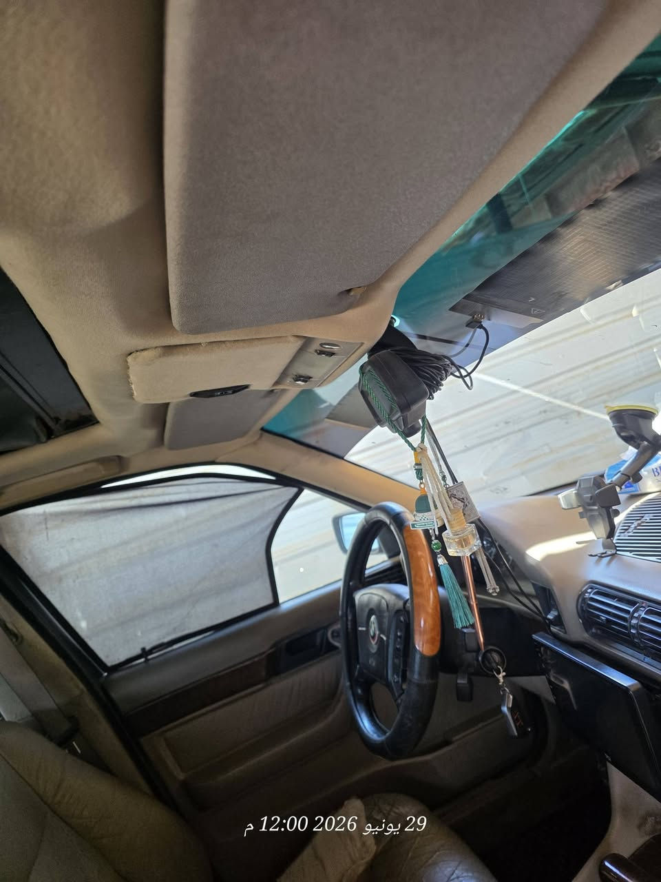 السلام عليكم
540 اصل 525 مسكر وتتحول طبيعي واتعهد الك بشرط 

عليها غرامة 200 الف 

طخة بالبگ لايت الخلفي جهة السايق 

بيها خياس بالدور الخلفي موظح والباقي بالصور 

نقصها شيال گاردن وايرفلوا غيرهن ماكو 

سعرها 50 مجالها قليل لان مكلفتني هواي ومناسبة رجاءاً بلا كسران 

مكاني بالحله مركز  بيع فقط بدون مراوس والله يوفق الجميع 

***********
