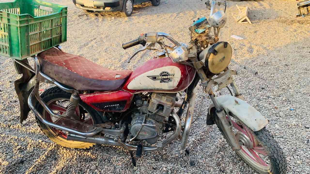 بعد السلام موطور جني للبيع كهربائيات كله شغاله نص هندر
الباتري شويه بي ضعف تايرات نضيفات حيل
السعر 250 بي مجال رقم ***********
