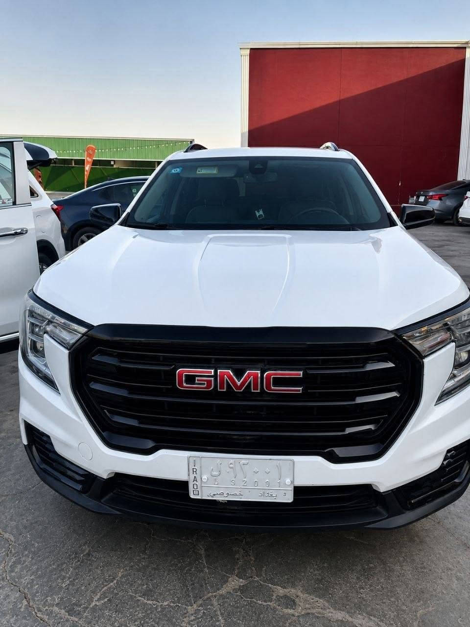 جمسي تيران 2022 للبيع
اسم السيارة: GMC Terrain
الفئة: SLE Black Edition
الموديل: 2022
العداد: 58 ألف ميل قابل للزيادة 
اللون: أبيض
اللوحة: بغداد مميزة
السيارة باسمي تحويل ثاني يوم 

المحرك: 1.5 لتر تيربو

الحادث: السيارة تعرضت لحادث، وتم إصلاحها (بنيد ومصلح نفس السيارة) بدون تبديل أي قطعة.

مكان السيارة: ذي قار 

المواصفات:

تشغيل عن بُعد

رادار أمامي

كاميرا خلفية

تدفئة للمقاعد

صندوق كهربائي

مقاعد كهربائية

سنسرات (حساسات)

السعر 180 ورقة 
للاستفسار والاتصال: ***********
