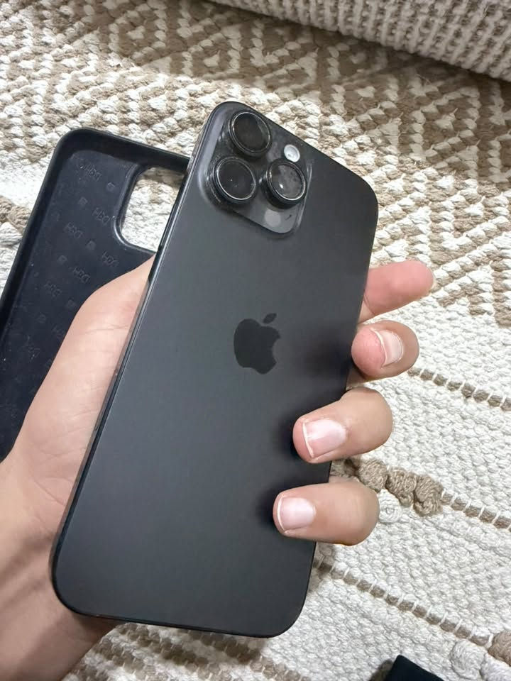 16برو ماكس
ذاكره ٢٥٦
بطاريه ٩١ كارتون موجود وبعده داخل الضمام من شركه البراق 
اريده ١٣٢٥ 
***********
