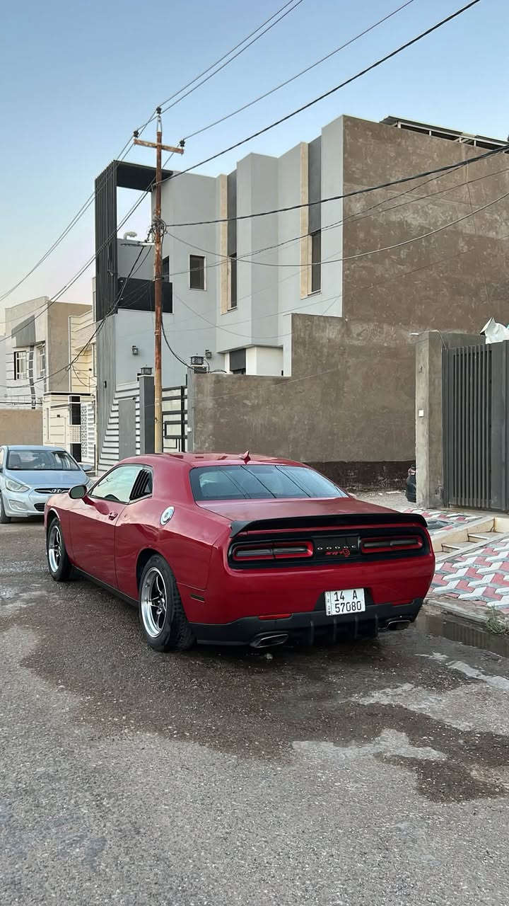 جالنجر 2015 RT
محرك 5700 
كير مكينة حدادية تبريد كهربائيات كفالة
صبغ حزام بدون حادث بدون دواخل بدون معجون 
حادثه سرقة دعاميات و بوب و تايرات فقط 
عليه منظومة غاز يعني انسه صرف و دوانز
تخم ويالة ويلد و تايرات جدد 
منظومة زنون و لايت متغير 
كشنات حظن و شاشة حجم كبير 
سنوية جديدة 2031بسمي 
السعر 133 بيه مجال 
***********
