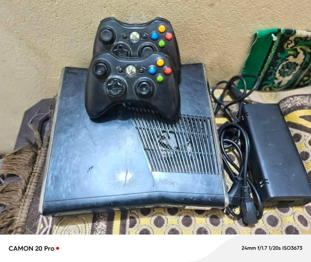 XboX 360
مكامل ملحقات 
ما عندي توصيل 
المكان بعقوبة 
 السعر ٧٥

نص مكتوب في الصور:
- CAMON 20 Pro 24mm f/1.7 1/20s ISO2198
- CAMON 20 Pro
- 24mm f/1.7 1/20s ISO1956
- CAMON 20 Pro • 24mm f/1.7 1/20s ISO3673
- CAMON 20 Pro • 24mm f/1.7 1/20s ISO2823
- CAMON 20 Pro • 24mm f/1.7 1/20s ISO1925
- CAMON 20 Pro •
- 24mm f/1.7 1/25s ISO1960
