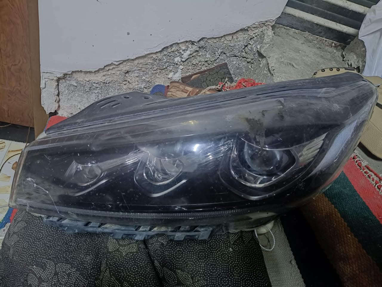 السلام عليكم كيا سورينو موديل ٢٠٢٠ صاير بيهه حرك ومبدل بيهه قبق مال قماره شغل يخبل سياره غراضها كلهن. كامله بس الجام نقص رقم بغداد مكينه ٦ سلندر كير مكينه  جدد راديترات البدنه الدعاميات بك لايتات الشبابيك المري الجانبيات اليدات البطاين الداخليه الدشبول ابو الشاشا ويل كب السياره بس تلحيظات بالكشر وصبغ حتى اساس مضروبه وتنشد غراضها وتشغل وتطلع للبيع او مراوس مكاني بغداد وهذا رقمي للاستفسار *********** ابو العز السعر ١١٥
