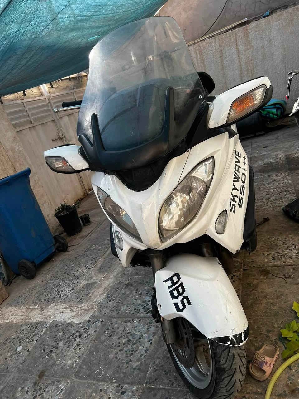 سكاي ويف 650 للبيع حديث فول مواصفات مري شفط جامة كهربائية تدفئه كشن ويدات نقصها ترايش السعر 14 ورقة مكاني حي العامل رقمي *********** ما متواجد عالنت
