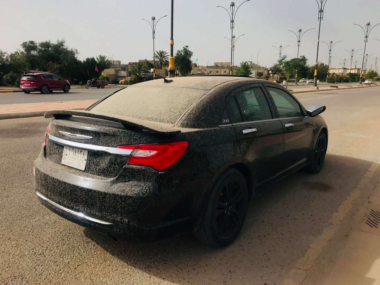 سلام عليكم للبيع كرايسلر C200 موديل 2012.      مكينه تنقص دهن وهسة كامت تحمه يعني مكينه كايييمه تجي تفحص بدي كير حداديه مكينه كايمة حداديه خلفيه جديده الأماميه عوزهة دبلات فقط 
المواصفات 
فتحه شاشه قلاب 
كشنات جلد 
تدفئة كشنات 
كشن السايق كهرباء 
كهربائيات شغاله 
راديتر شادلهة جديد مال يفصيخ 
عبوه كامله مال كصه 
كير كفاله كيرهة 6 نمره 
مكان كربلاء المقدسة 
الأستفسار ***********
السعر 55 وبيهة مجال قليل جداً
