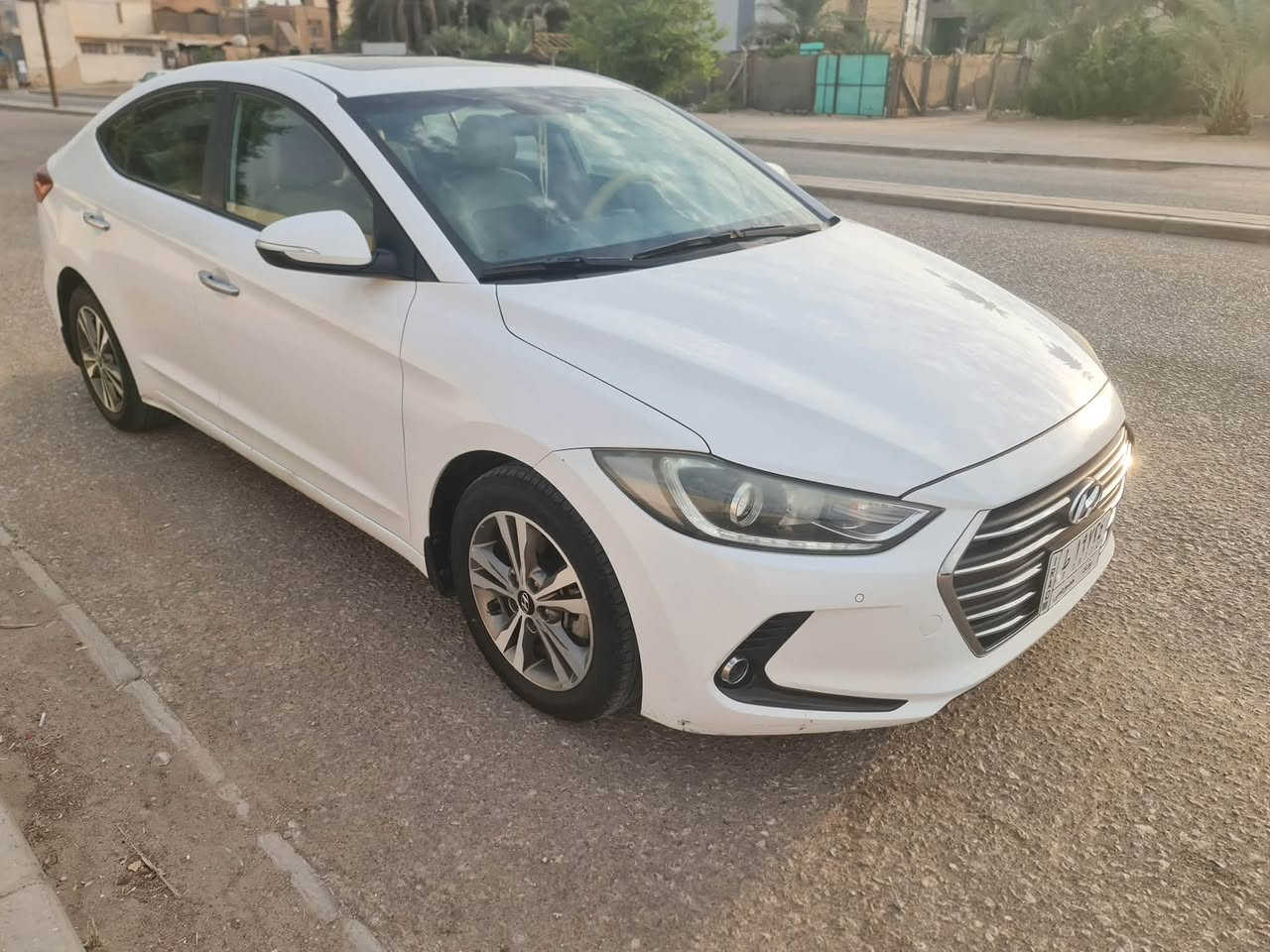 النترا 2018
بدون صبغ فقط بارد قليل جدا بالچاملغ الايمن 
فول مواصفات عدا البصمة
141,000 km
مكانها النجف
للاستفسار ***********
