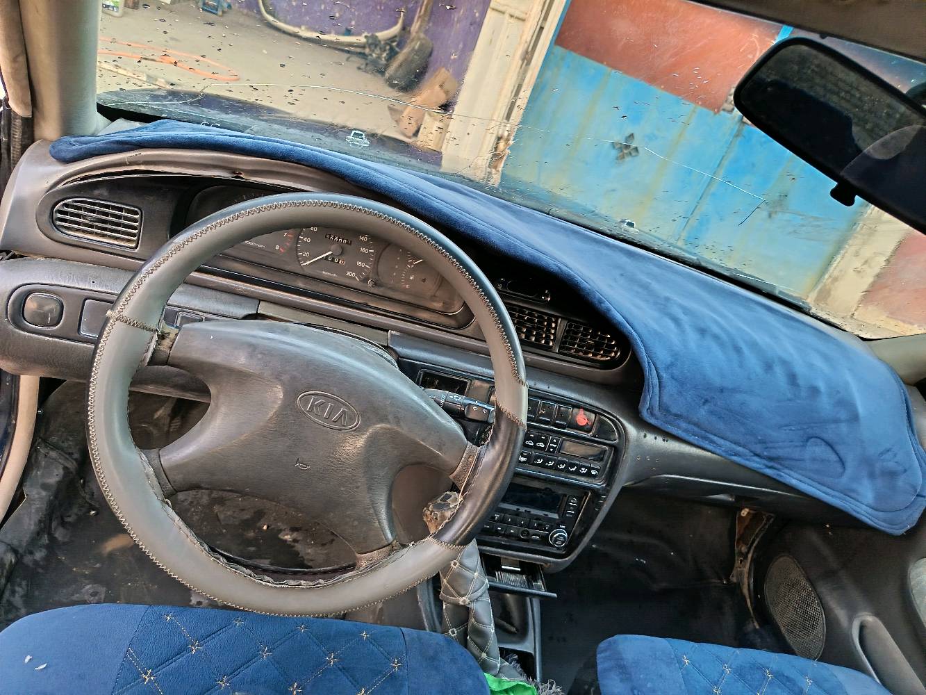 السلام عليكم كيا سيفيا للبيع موديل 1995 مكينه مسكر كير عادي سياره عوزه ترتيب السعر 23بيه مجال بصيط