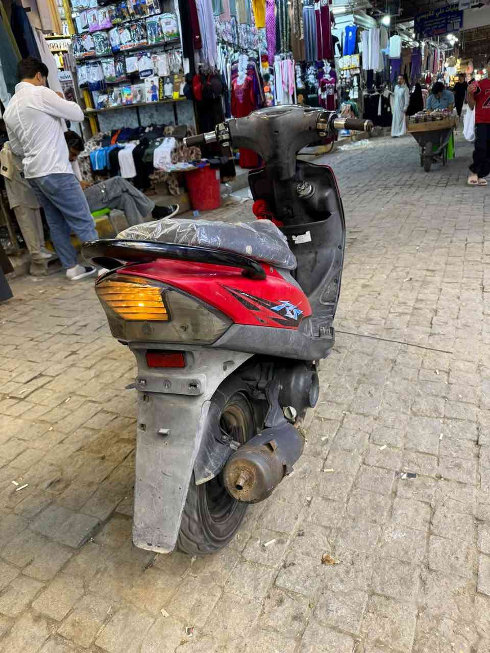 ماكس • ٤٩ • كهربائيات