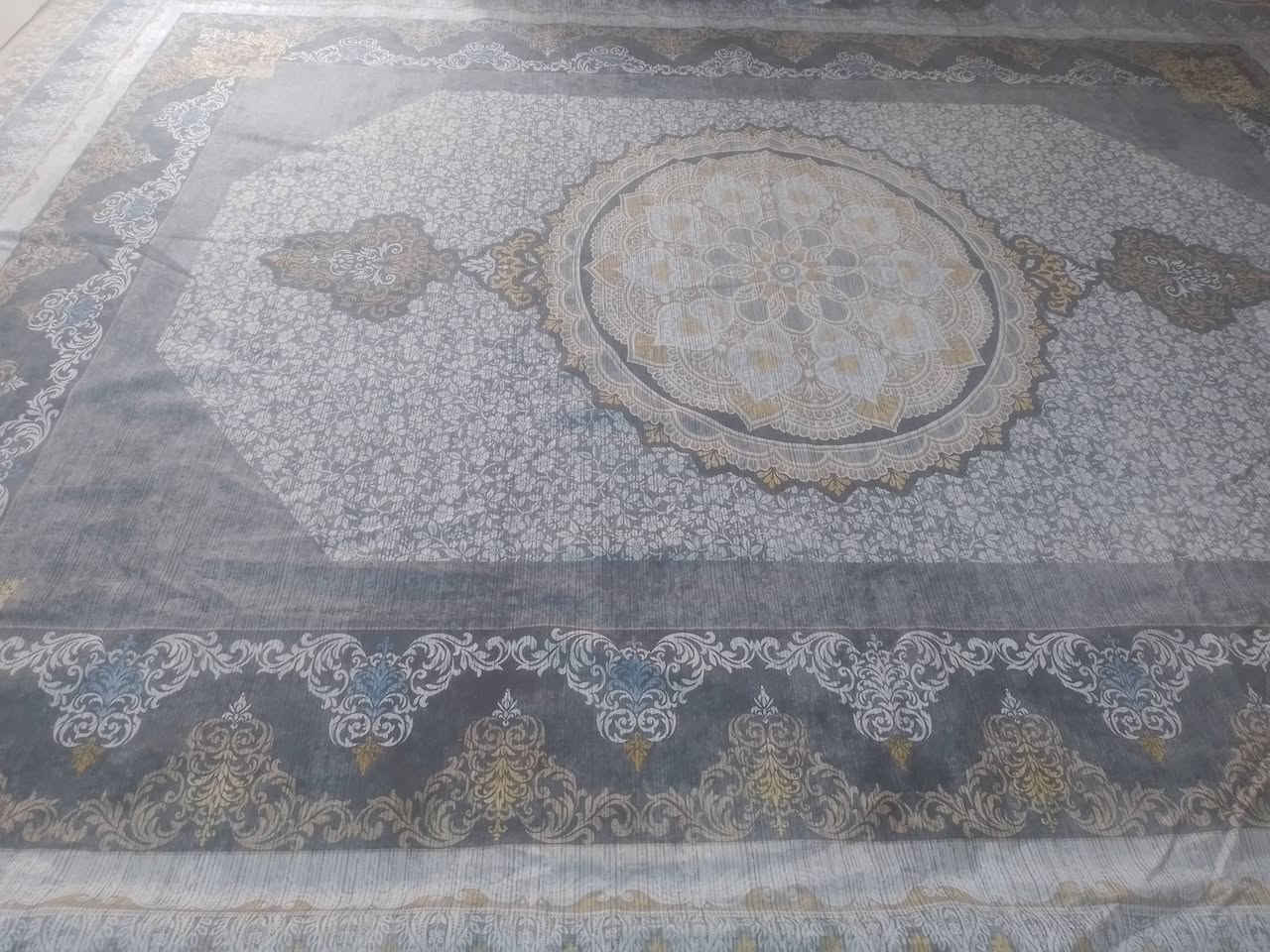 دوشك طبي • ثريدي ٤×٣ • نضيف