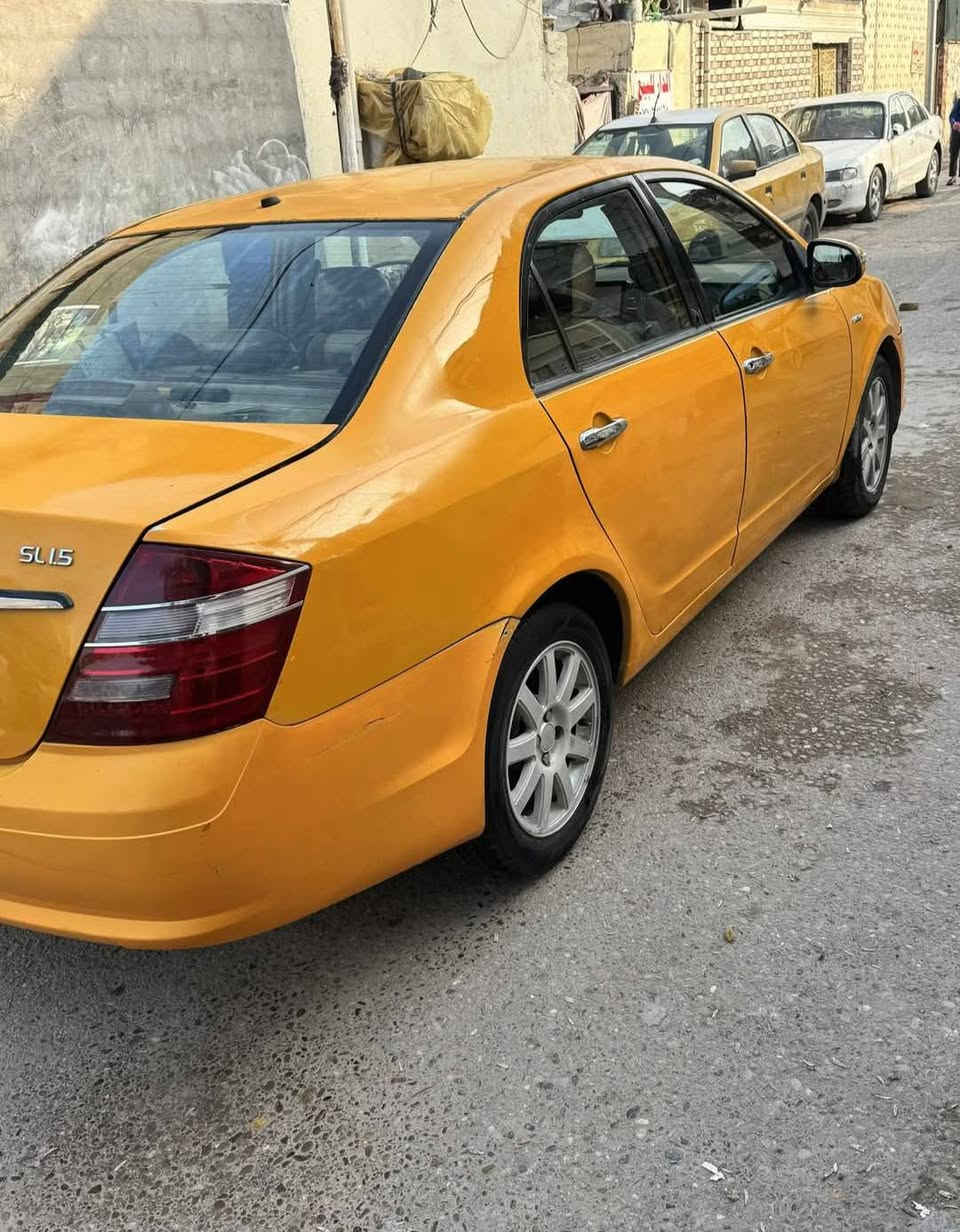 سلام عليكم للبيع جيلي موبل موديل 2012 سياره جاهزه ع اخر حبايه ونضيفه كير عادي مكينه محور 1800 كورلا نحله لا تبخير ولا تنقيص تبريد نقص غاز رقم بغداد تحويل ثاني يوم مكان ابو غريب للاستفسار *********** وتساب *********** السعر 32 وبيها مجال قليل
