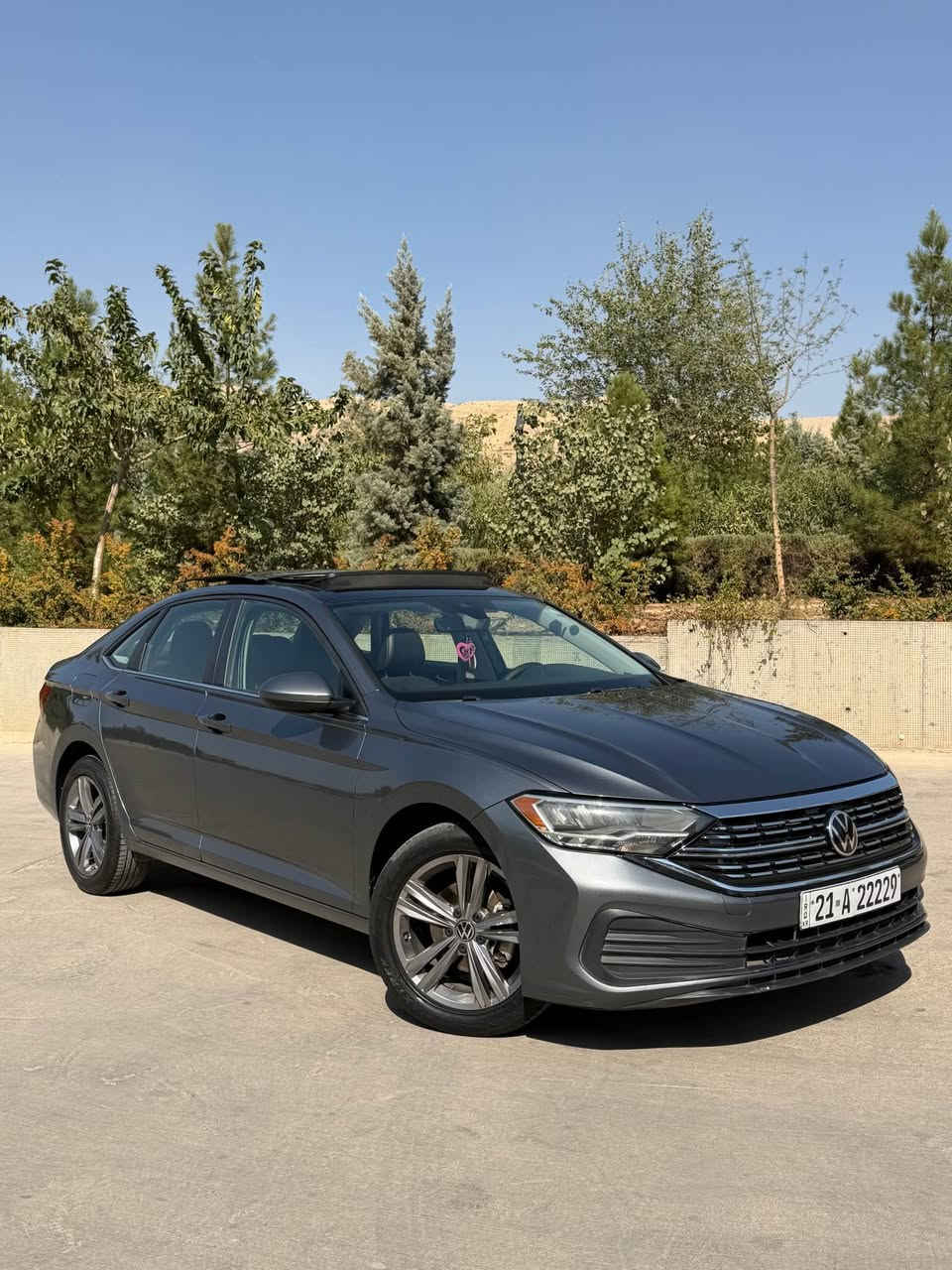 جیتا ٢٠٢٢SE 
مەکینە ١٥ تۆربۆ
رەنگی نەوتی 
نیو چەمەڵەخی دوای سەکنی بۆیاخە 
ئێرباگی نەتەقیوە پێش و دوای کەپسە 
هەموو گیانی بیلادیە بە هیچ شێوەیەک دعمی پێشی نییە 
شاشە دیجیتاڵە و 8 رەنگی دەگۆری 
بەسمە
پانۆرۆما
سێ مۆدی لێخورین سپۆرت ئیکۆ عادی
کوشن گەرم 
کار پلەی 
تازە پێش و دوای داگیراوە مەسرەفی هیچ نییە 
65مایل ڕۆیشتوە
رەسمی دەعمەکەیم داناوە  
نرخ:155$ مەعامەلەیکی برایانە 
*********** السليمانية, العراق
