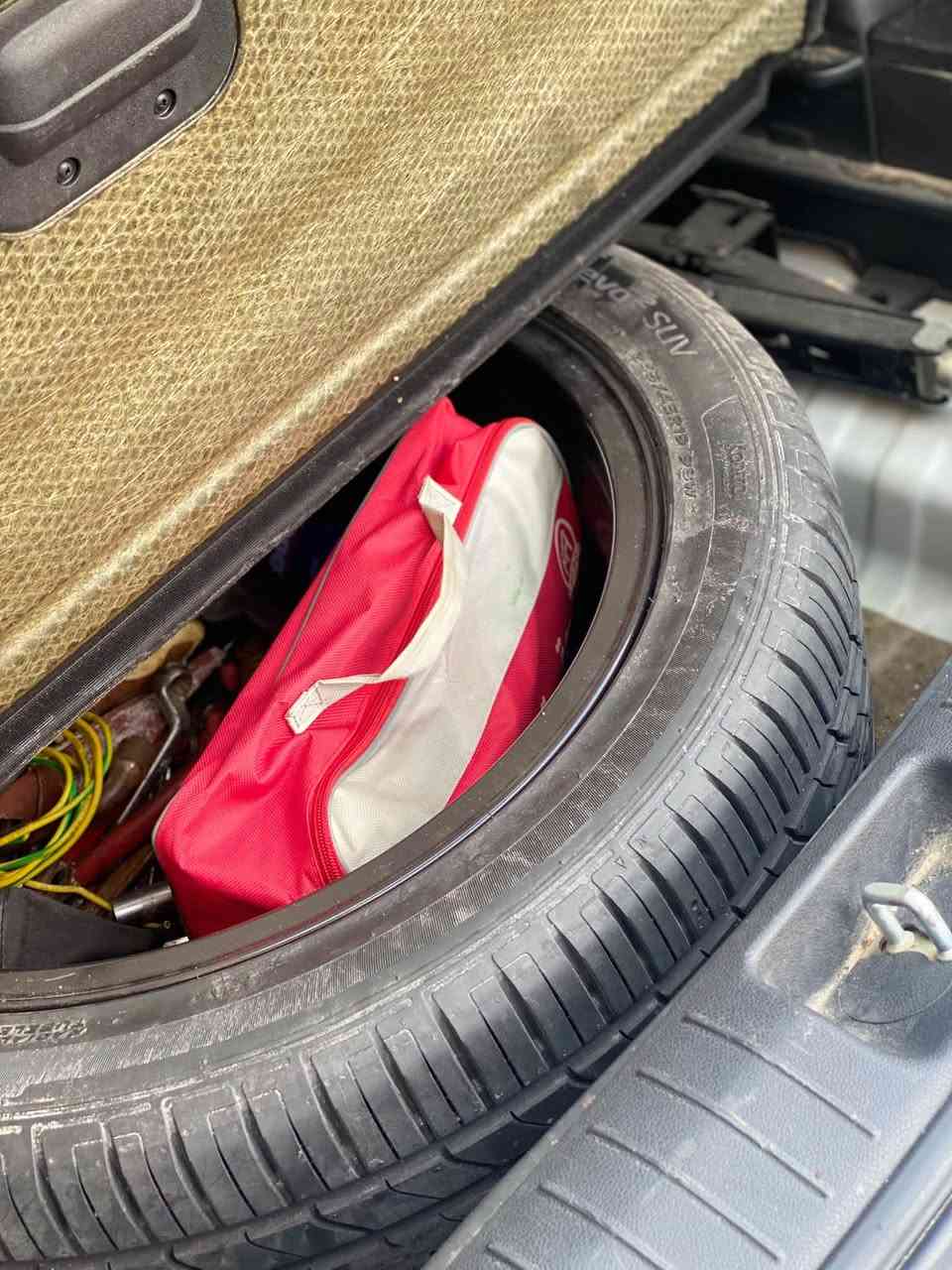 🚘 للبيع سبورتج 2021 خليجي
• ماشيه 48 ألف كم حقيقي

• شاشة جبيرة 

• كامرة دوارة

• مرايا شفط + إشارات بالمرايا

• حساسات خلفية

• تبريد قطعتين

• محرك 2000 DOHC

🔧 ملاحظات:

• بيها دعامية امامية صبغ 

• الجاملغ العكس سايق بي من شركة دبل كود لافتح لا معجون لا اي شي مجرد دبل كود 

💰 السعر: 192 ورقة وقابل للتفاوض

📍 المكان: بغداد 

📞 ***********
