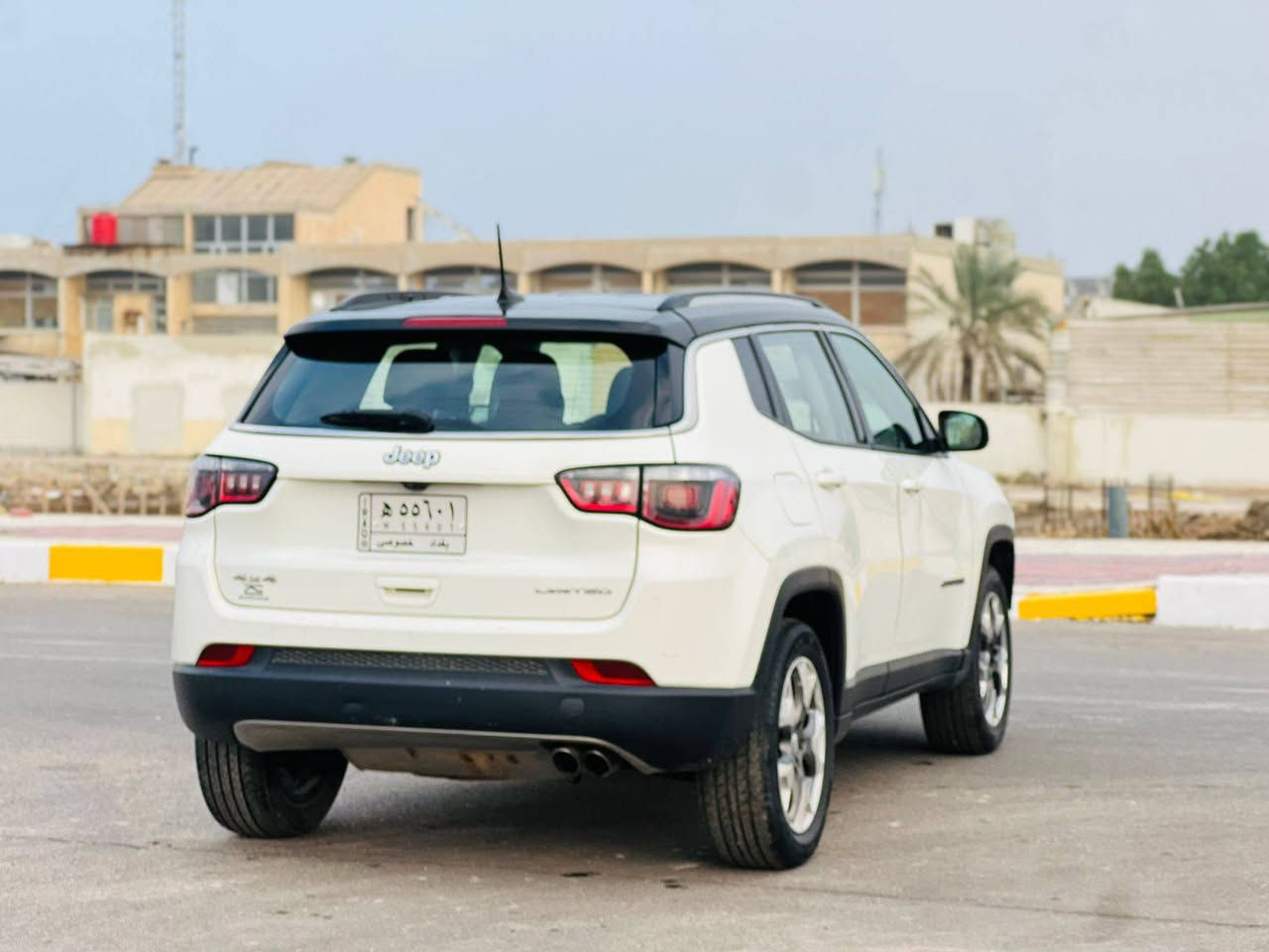 كومباس موديل 19 رقم بغداد الجديد ب اسمي فول مواصفات limited فور ويل السونار مع الصور
سعر 120$ بي مجال 
مكان... ناصرية.... قلعه سكر 
موبايل...‏ ‪***********‬‏
