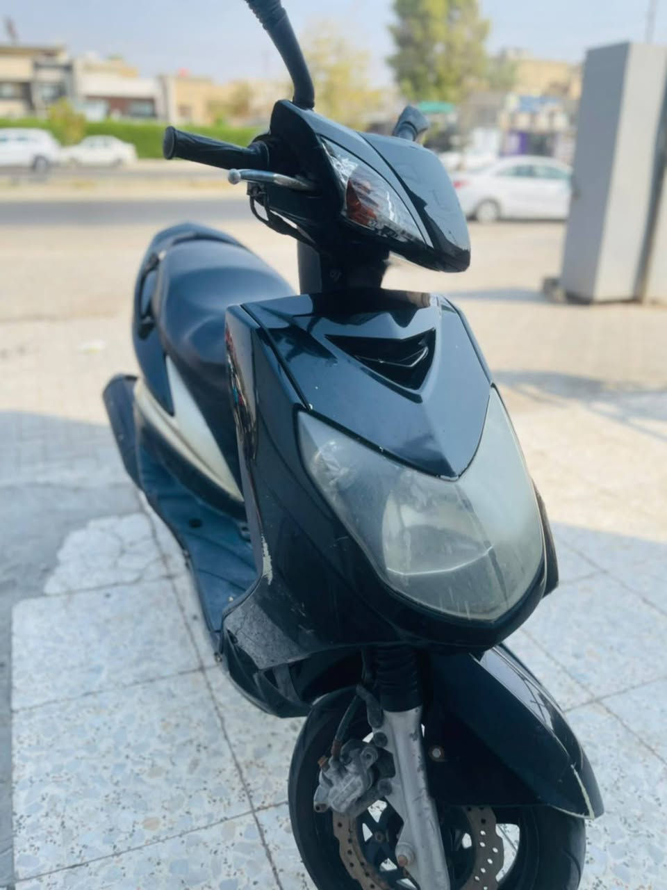 دراجة سكنس فحل حديث نوزل خطين الدراجة كلهة شغالة سلف كهربايات الدراجة اي نقص مابيهة الدراجة خرسة ماتسمع صوتهة شلعة ومعدل السعر 600 المكان بغداد البياع حي العامل الرقم ***********
