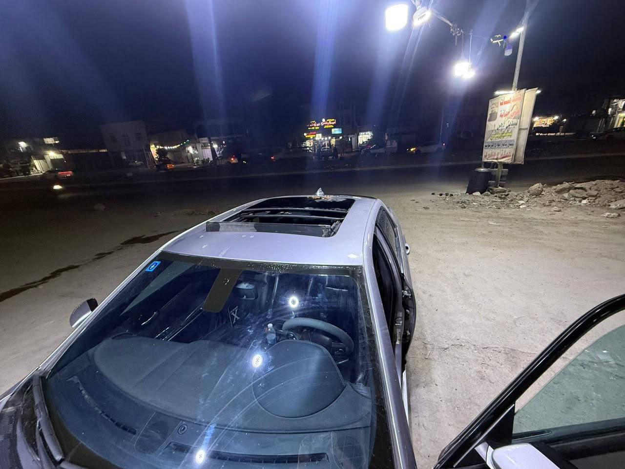 سلام عليكم كرايسلر 300 S
2018 وارد امريكي فول مواصفات بيها قطعه وحده اتصل وتدلل سعر 230 وبيها مجال حك الجيه بغداد حي الشهداء ***********
