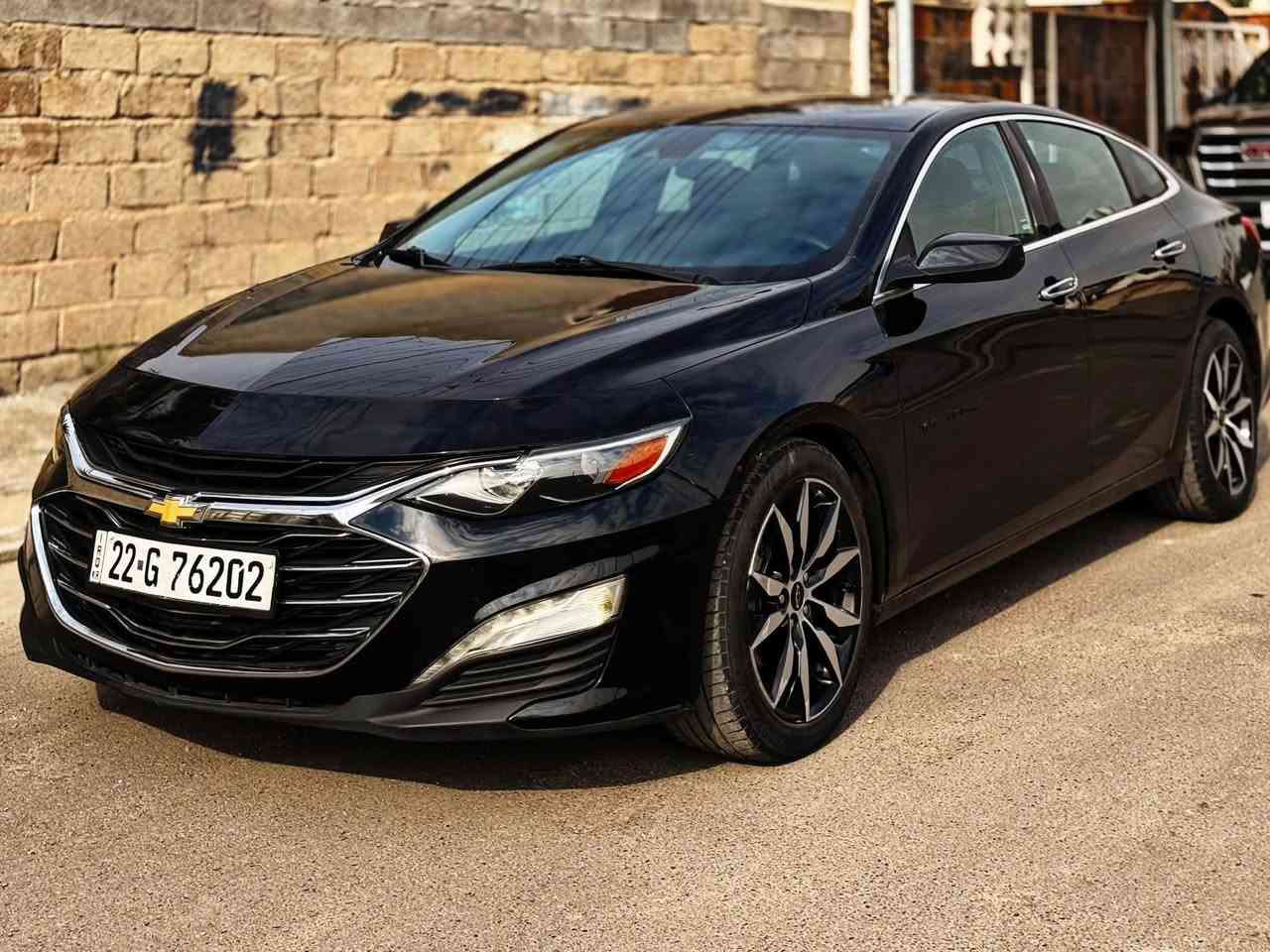 ماليبو ٢٠٢٠ فول مواصفات وبيها بونوراما وحادثها سرقة تايرات ودعامية وبيها بالعراق بارد جاملغ مال سايق فقط بدون كما موضح اخر صورة بدون ايرباك بدون صبغ سيارة نظيفة جدا وسعرها كلش مناسب 100 ورقة قفففل والسيارة باسم شركة تريد تحويل تريد وكالة ثاني يوم 

رقم تلفوني ***********

مواصفاتها

محرك 1500 تيربو مكفوله هو والكير من تصليح
مواصفاتها فوول
بانوراما
بصمه
شاشه كبير
كاميرا
رادار جانبي وخلفي وامامي
تشغيل عند بعد
كراسي تدفئة
تحكم كراسي كهرباء
اشاير مري
حساس امطار
تحديد مسار
