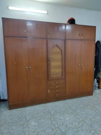 للبيع كنتور خشب عراقي اصلي ثقيل  ٥ باب  مستعمل مابي شي وصور واضحة كدام...