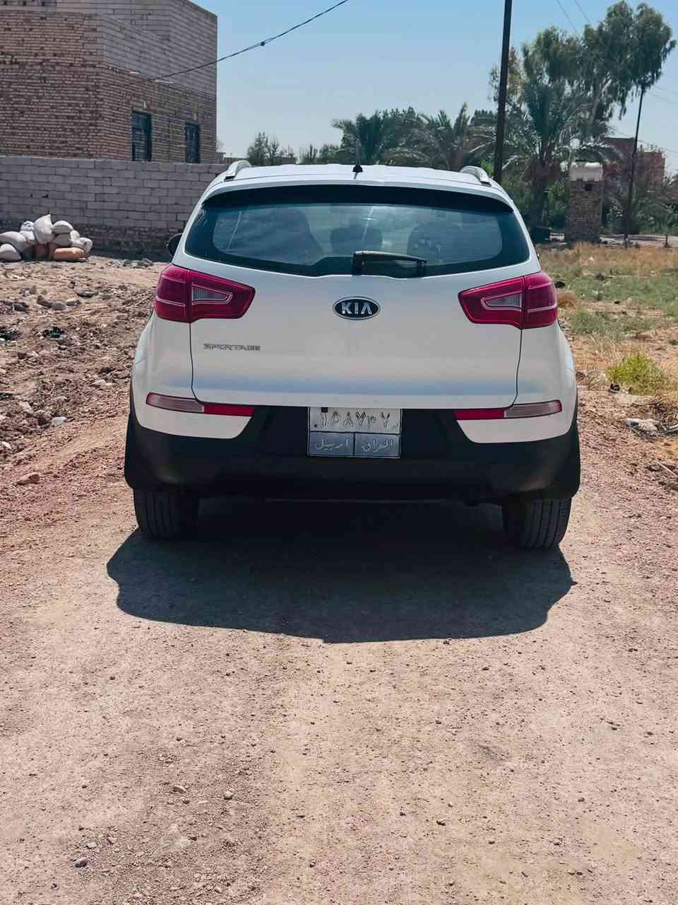 سيارة سبورتج ٢٠١١ للبيع
سيارة سبورتج موديل ٢٠١١ خليجي مكينة كير تبريد تاير من كل شي جاهزة السيارة 
ضربتها امامية چاملغ مبدل والثاني مصلح (ابيع بچم) 
معروضة ب ١٠٥ ورقات 
مكانها الديوانية 

راسلني خاص او واتس اب 
***********

وبيكم خير وتدللون
