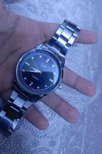 ساعه بناتيه