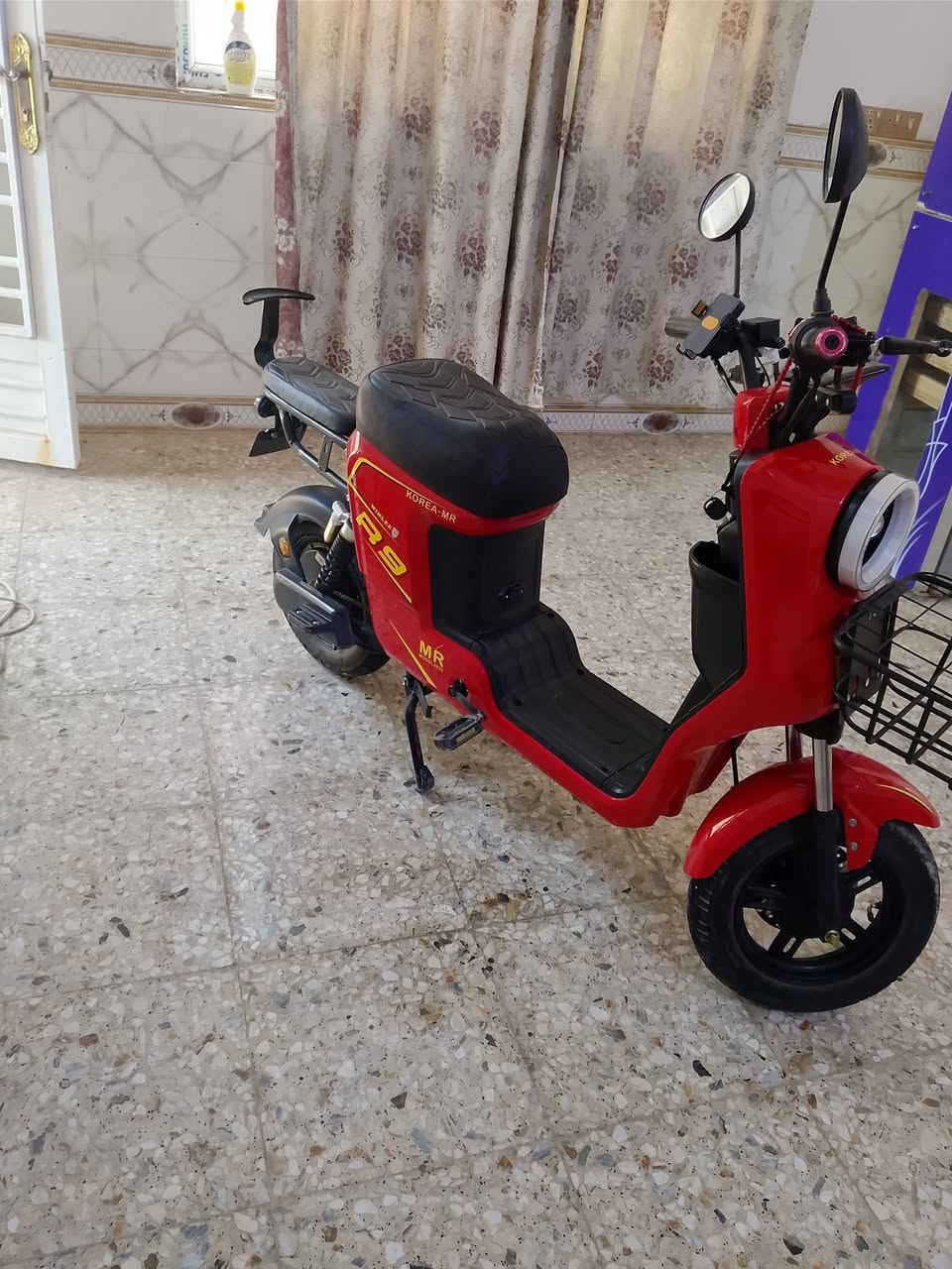 سلام عليكم باسكل شحن للبيع R9 موديل 2025 جديد بعده شخط مابي مكفول من كلشي بطاريات عدد 5 جدد الكبار 32 أمبير كلشي شقال مابي أي نقص                       باسكل عل فحص السعر 475 وبي مجال المكان كربلاء الحر منطقة الجمالية قرب جامع الامام السجاد رقم الهاتف *********** شراي أتصل على الرقم

