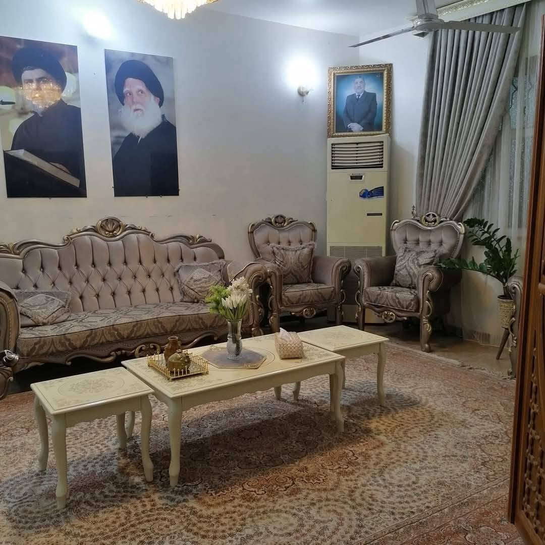 يا الله 🤲
السلام عليكم ورحمة الله وبركاته
زبائننا الكرام، يتوفر دار للبيع في أم الخيل الثانية، الفرع المقابل لدائرة النزاهة.
🏠 مساحة الدار: 200 متر
🏗️ بناء حديث – طابقين
🔹 الطابق العلوي:
• 3 غرف ماستر
• صالة
🔹 الطابق الأرضي:
• غرفة نوم
• استقبال
• صالتان
• مجموعة صحية
📍 موقع مميز جداً
على الراغب بالشراء والاستفسار أكثر، مراجعة مكتب الشهد للعقار في خدمية حي الجزائر، مقابل المصرف المتحد للاستثمار.
📞 أو الاتصال على الأرقام التالية:
***********
***********
