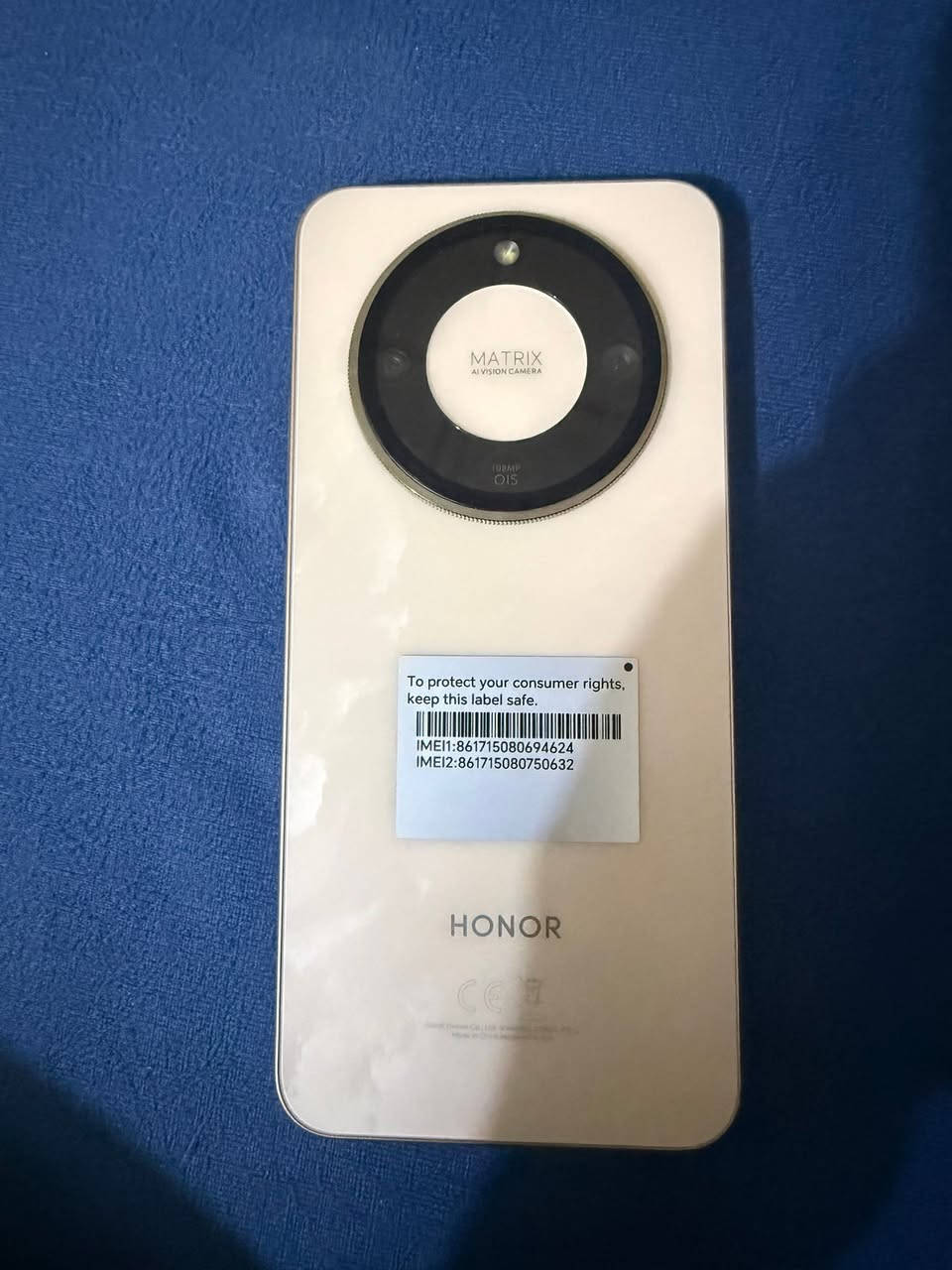 هونر HONOR X9d
نظيف كلشي مآبي 
فقط طخه بل شاصي 
السعر  450 قفل
كامل موجود كارتون وشاحنته اصليه شرط كامل 
***********
