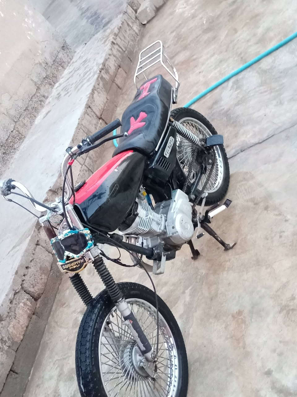 ***********
190
