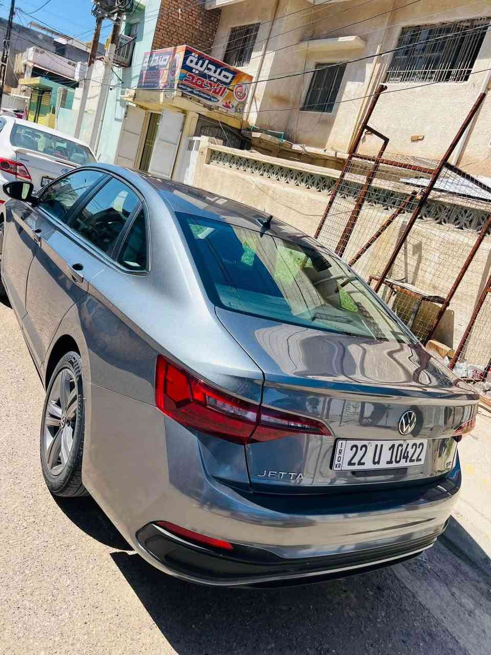 السلام عليكم 
جيتا 
2023
رقم اربيل
حادث خلفي بسيط
مواصفات se
بانوراما
جلد
بصمه
رادار امامي
السعر 
168 ورقه وبي مجال
***********
رقم صاحب السيارة
