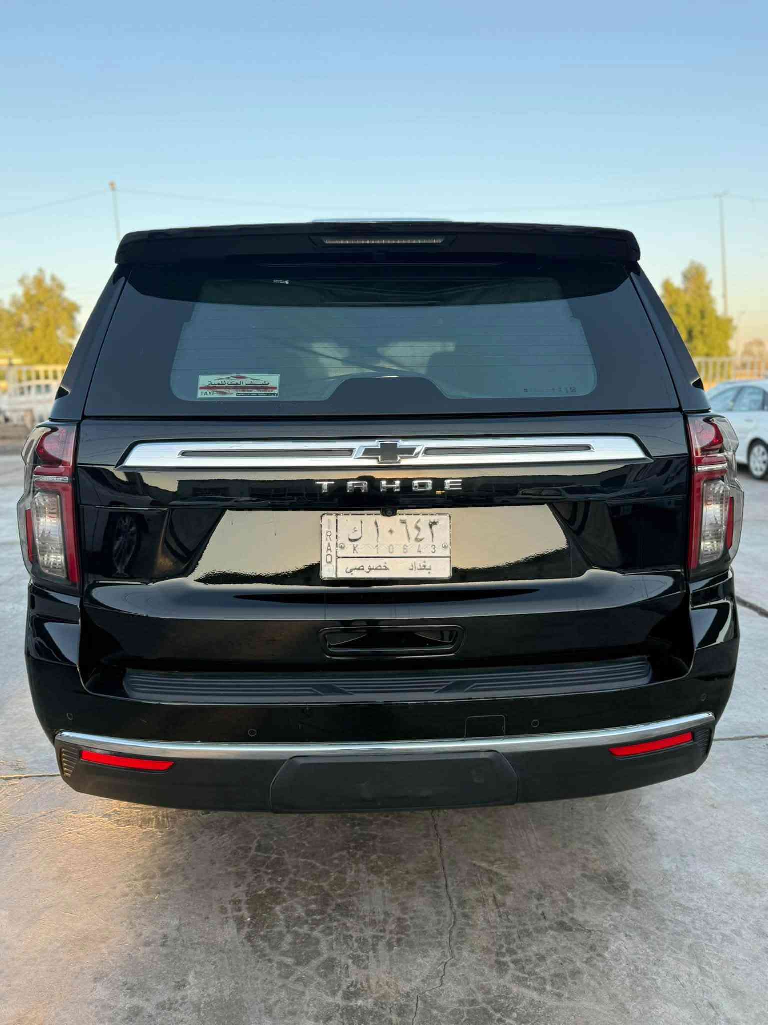 السلام عليكم
تاهو خليجي فئه LS 

ضمان شركه المنصور

مكفوله من صبغ بيها بارد بجامرلغ الخلفي ومسحوب بيدي ار 

المواصفات 

محرك 5300
3 قطع تبريد . ثلاجه . علامه ضوئيه . حساسات . كاميرات . ماشيه70 الف كلم 

السعر43الف دولار وبيها مجال  

العنوان بغداد راشديه 
***********
