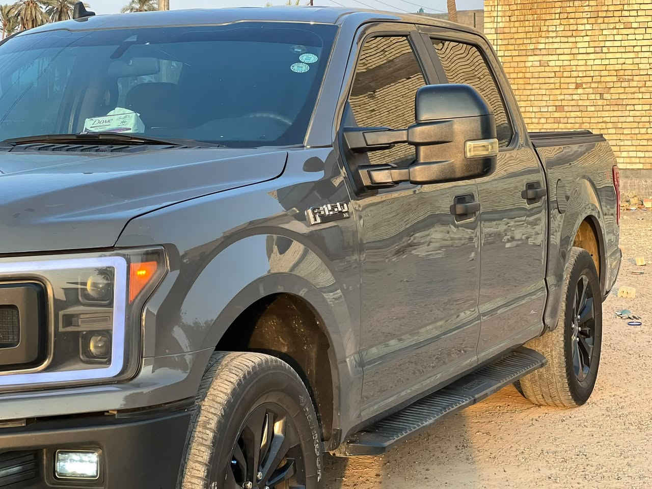 السلام عليكم فورد 2020
‏f150 /stx
محدثة بجم رابتر محرك 2700 توين تيربو اكثر محرك مرغوب بلفورد حادثة جاملغ الايمن تبديل وصبغ خشم البنيد فقط كير مكينة تبريد كله كفالة  / والسيارة بيهة سنوية تضليل جديدة وشرط التحويل والسيارة محدثة عربي والبدي مغلف 
الموصفات 
كير تعليك 10 نمر 
شاشة اعطال في الدشبول
شاشة كبيرة لمس
كامرة خلفية 
حساس خلفي 
رادار امامي 
ويل 20 
تبريد قطعتين 
وبعد بيهة مواصفات اكثر 
السعر 220 ورقة وبيهة مجال 
***********
العنوان حي سومر شارع المدارس 

@@

نص مكتوب في الصور:
- 15:00 2023.7.13 POCO C85
- 15.01.2023 17:13 POCO C85