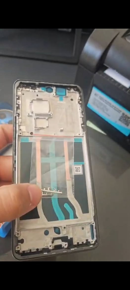 السلام عليكم
realme12 Pro+5G
ريلمي 12برو بلس 5جي 
مساحة التخزين /512
المعالج /®snapdragon7sGen2mobileplatform
الرام 24
الكامرات
الامامية 32mp
الخلفية 50mp+8mp+64mp زوم120x
 تلفون غني عن التعريف مواصفات تخبل  كلشي شغال وطبيعي للبيع السعر 175 مكاني بغداد الدوره 
بدون ملحقات بس دكمه التشغيل واكعه تشتغل طبيعي انطيك ويا شاصي كامل جديد وازرار جديده 
تواصل خاص او واتساب ***********
