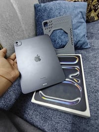 ايباد M4 • ١١ بوصة • بطارية ٨٧٪