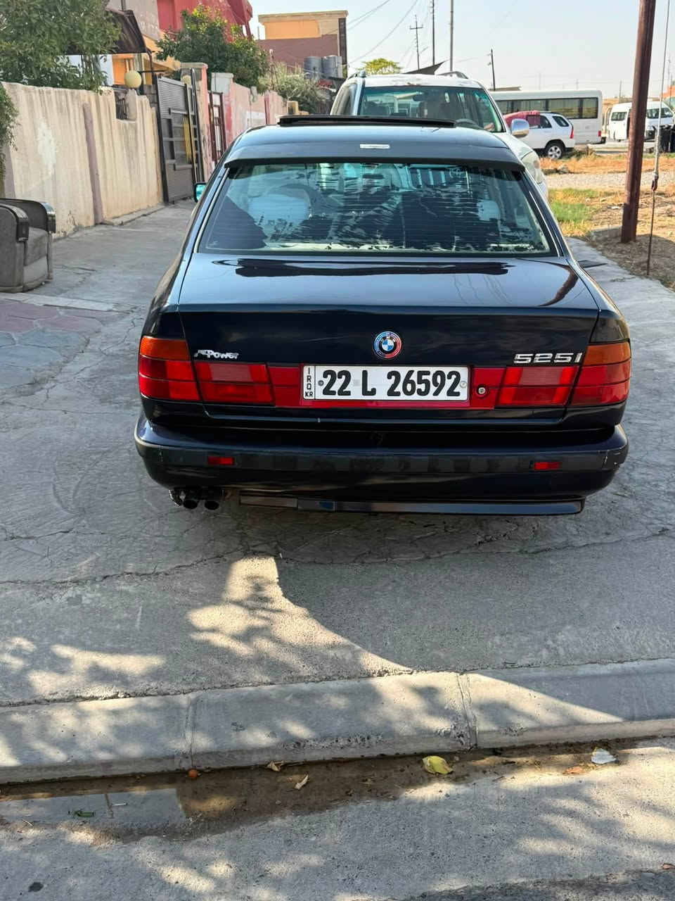 للبيع بي ام دبليو موديل 1995 اصل حجم 525i مسكر فانوس
رقم اربيل الدولي سنويه ورقم جديد تحويل شوكت متريد 

كير اوتماتيك بلادي محرك وكير جدد مكفولات من اي شي 

صدرين خلفي والصدر المامي جديد تراي كلش حلو وناعمه 

تبريد شغال حماوه ثابته نص منضومت مي كلها جديده مبدل

تخم تاير جديد  دسكات هاندبريك كلشي بيها شغال 

دبل ارباك دركه  

سياره سلايد روف طكتين بجم عريض دوس مري كله ام بلادي 

داخل جلد رصاصي  

سياره صبغ جماليه مكفوله من اي ضربه او خياس شرط الفحص
للاستفسار :
***********
***********
.
.
