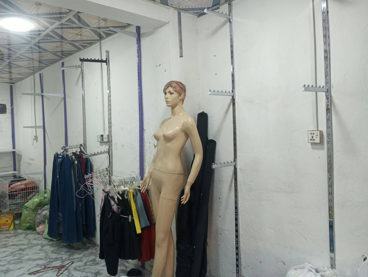 نجف • تعزيلة محل • أسعار مناسبة