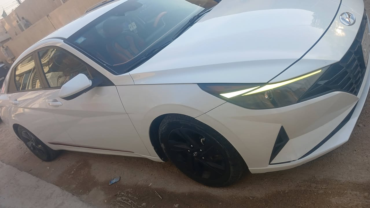 النترا 2021 وارد امريكي.                               لون.   ابيض.   رقم.   بغداد                                                         محرك.    دوش.      2000                         الكير.     at      المرغوب                                ضربه خفيفه ايرباك برده.في امريكا                               كشنات احمر ابلاد.                                   تحديد مسار رادار.                                                                                   ويل بلاك فول.                                         سياره كير محرك تبريد  حدادة صدر كفاله عامه  باسمي  ثاني يوم احول سياره بيها طخه بلعراق  بلباب الفصف  سايق والخلفي وصلحتها  على البارد وباقي بيها شخوط مكان بغداد.                               السعر 140$                                              هاتف ***********.
