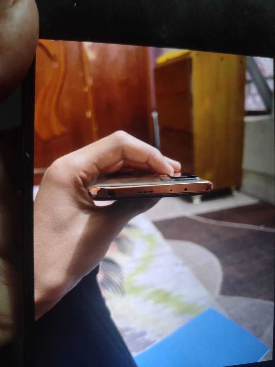سلام عليكم جهاز ريدمي نوت 10برو ماكس ذاكره128 نضيف بدون كاتونه بس شاحنه 45 واط ببجي 60/90 فريم سلس وفول للبيع قيم وخذ او مراويس اب جهاز نزله بل تعليقات مكاني سماوه ***********/***********
