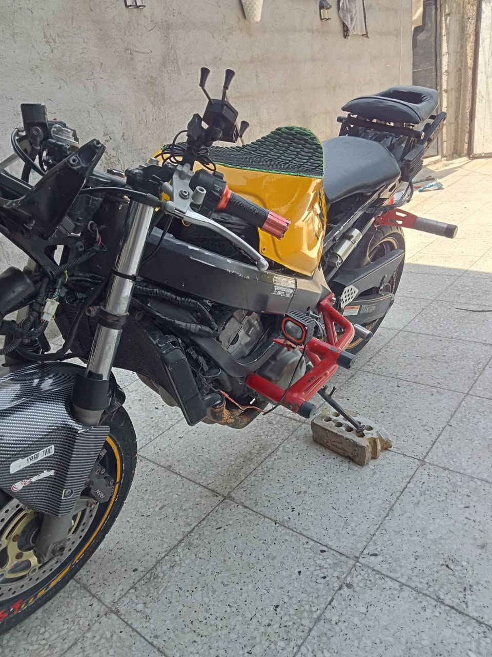 سلام عليكم دراجه لبيع افوراي 600 كفاله عامه مكينه وكير مكان بغداد حسينيه *********** اسعر 16 وبيه مجال
