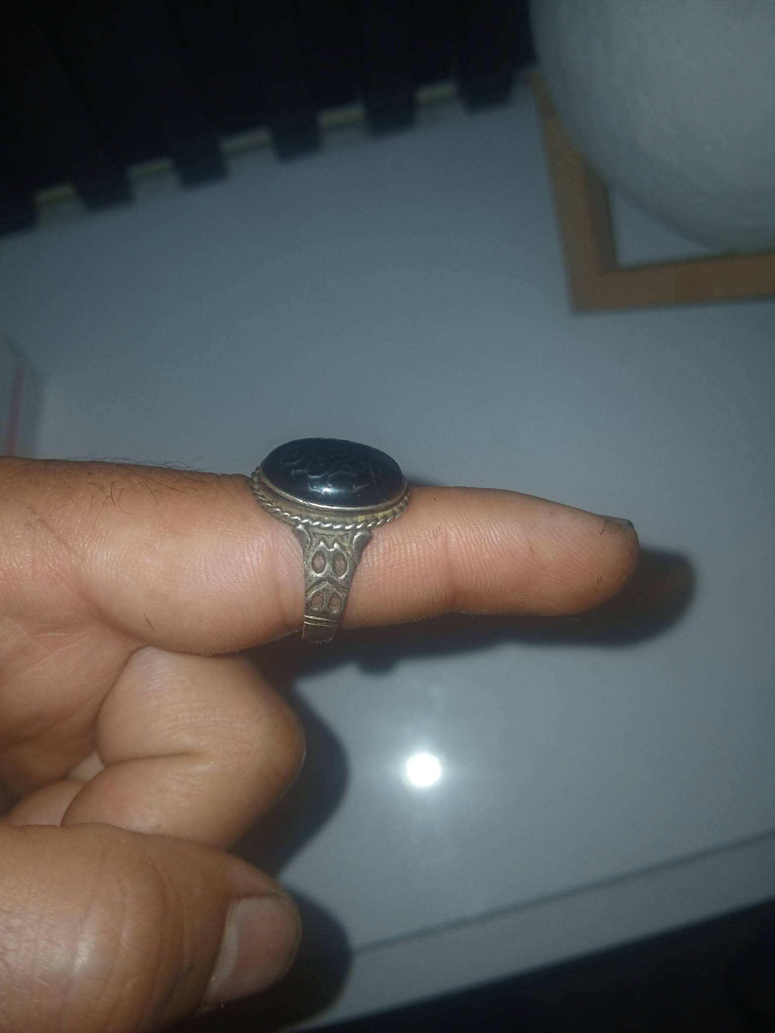 محابس فظه للبيع كلمن وسعره موجود خدمه توصيل داخل بغداد***********
