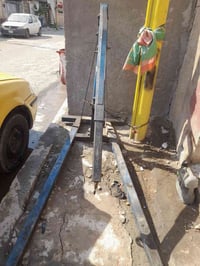 كرين محركات أمريكي علا الضمان للبيع سعر ١٠٠.   ٠٧٧٣٢٩١٤٠٧٩ ثنين طن