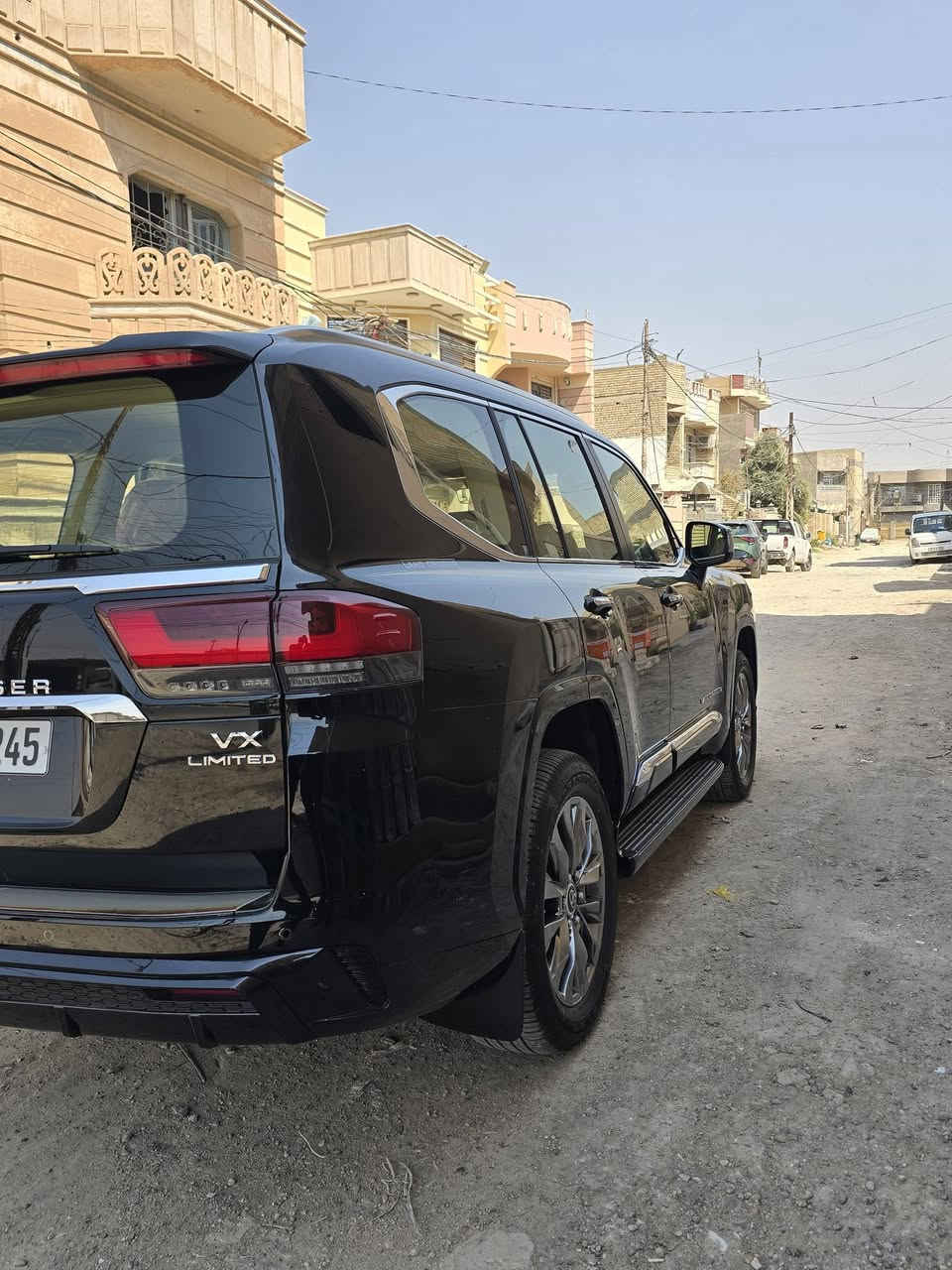 لاندكروز 2024 vx, limited
، رقم اربيل،  كفالة عامة من كولشي حتى زلغ
مغلفه سياره (PPF)
ماشيه ٤٠٠٠
المواصفات 1/1
* كشنات تدفئة تبريد 
* كشنات جلد وكهرباء مع خزن ميموري
* كامرة امامي خلفي
* رادار امامي خلفي ( مانع اصطدام)
* جنطة كهرباء 
* فلاش طوارئ عند الوقوف ( فتح الصندوق ) 
*  ابوب شفط  
* سلايت 
* شاشات خلفية + شاحن لاسلكي
* كاملة عدها وغراضها كاملات ممفتوحة بدون اي نقص 
السعر (750)
الاستفسار ***********
