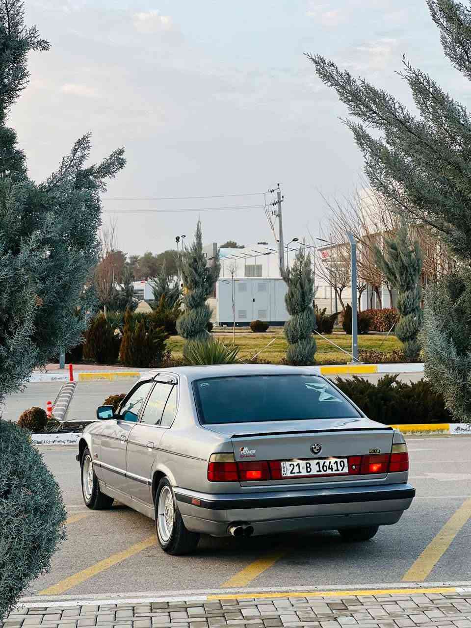 بي ام موديل 1990محرك كبس 525بيلا كير عادي سنوي جديد جام كهربائية سياره جاهز سعر 49شويه بي مجال *********** كركوك, العراق
